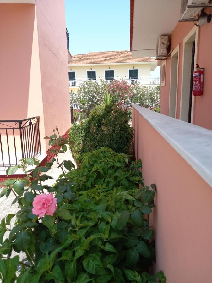 Kostas Apartments Sidárion Exterior foto